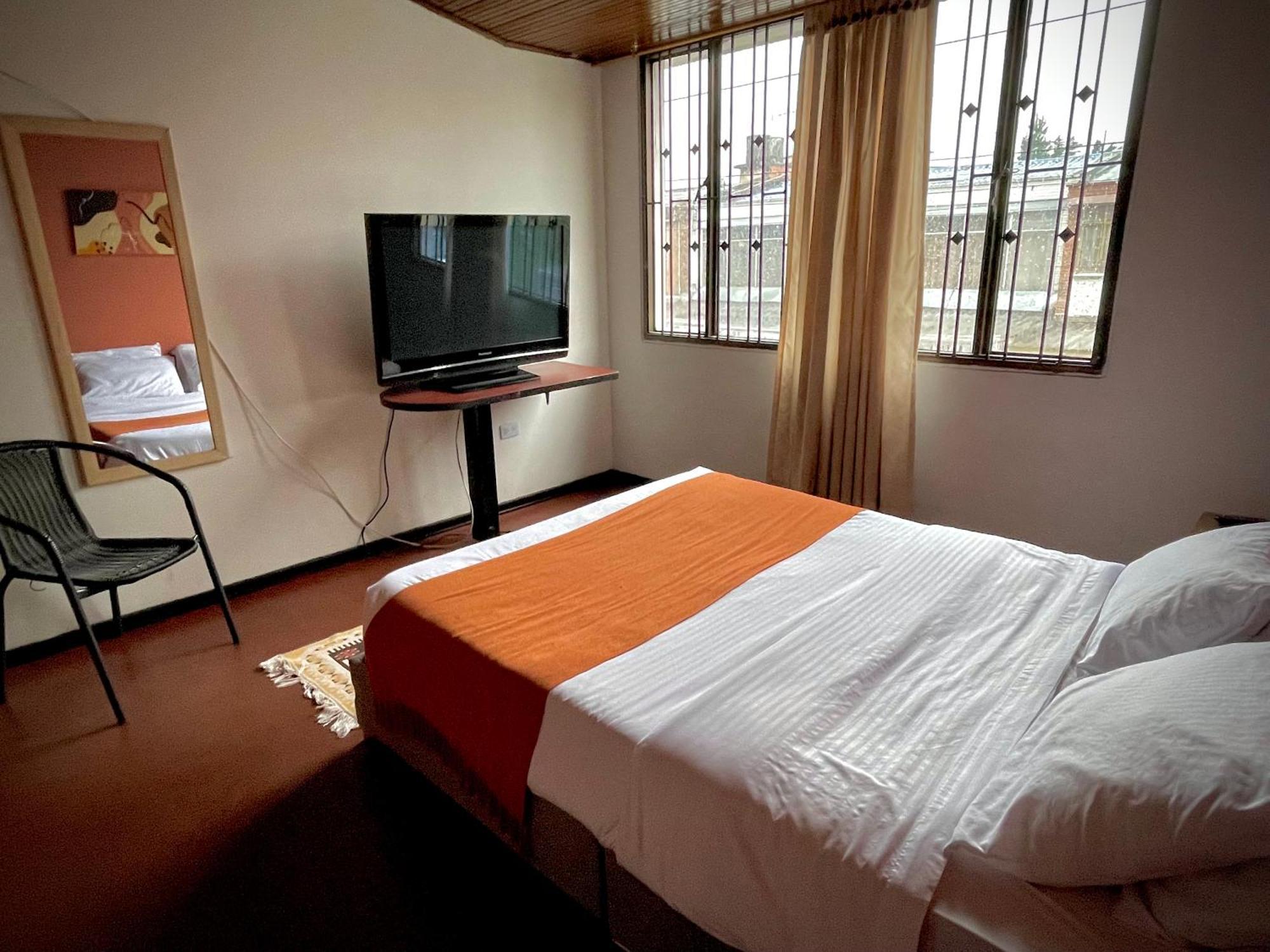 Way Maker 1 Hotell Bogotá Exteriör bild