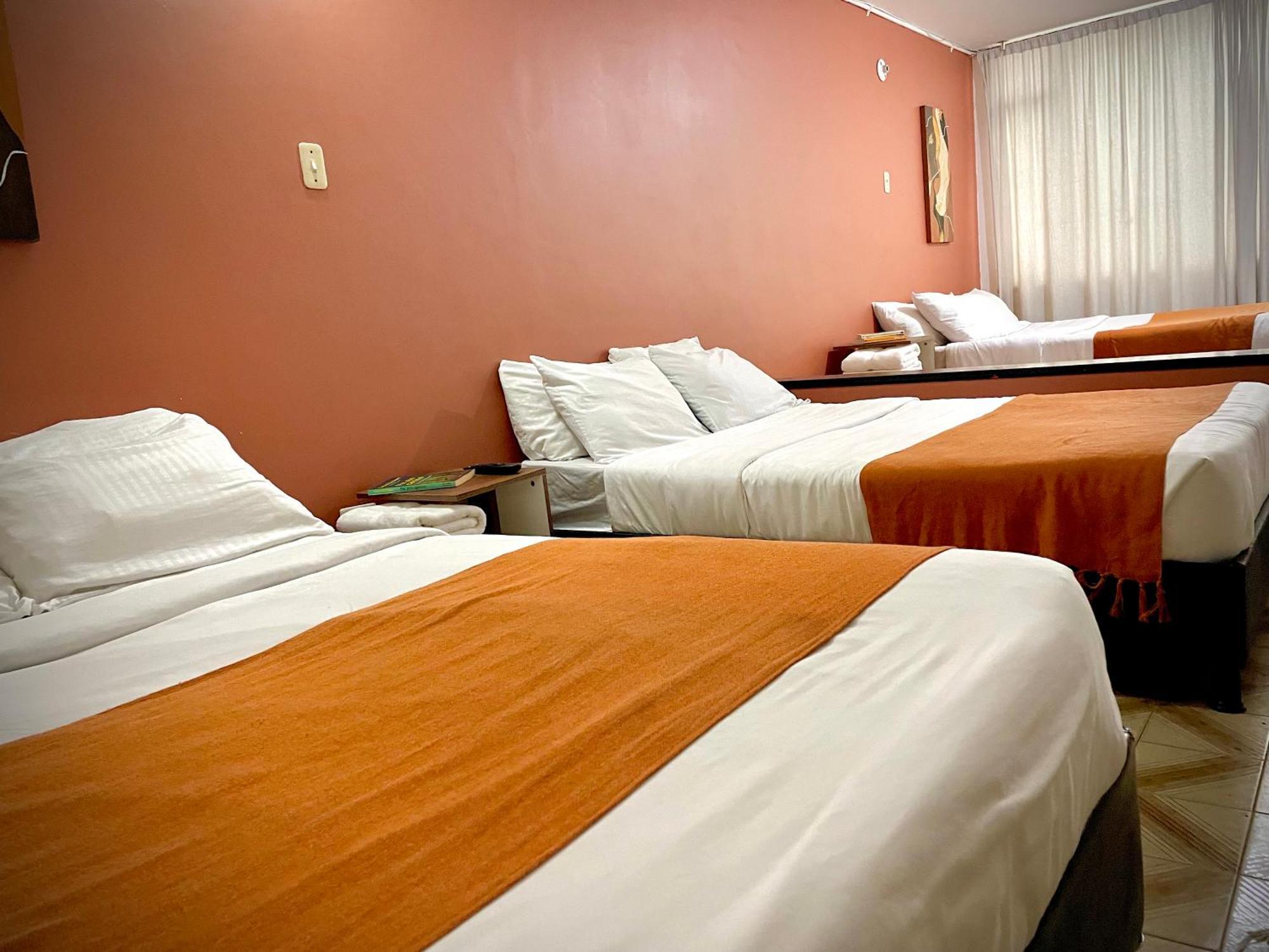 Way Maker 1 Hotell Bogotá Exteriör bild